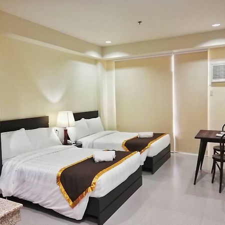 2205 Suites Lucena Exterior photo
